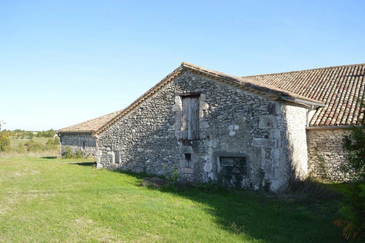 Property for Sale in Great restoration project!, Tarn-et-Garonne, Near Roquecor, Tarn-et-Garonne, Occitanie, France
