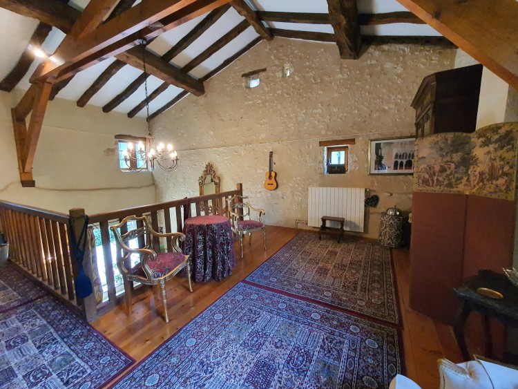 Property for Sale in A gardener's paradise! An idyllic mill with separate guest accommodation, Gironde, Near Ligueux, Gironde, Nouvelle-Aquitaine, France