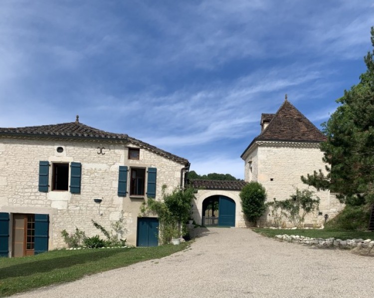 Property for Sale in Gite business in Midi-Pyrenees, Lot, Midi-Pyrenees, Occitanie, France