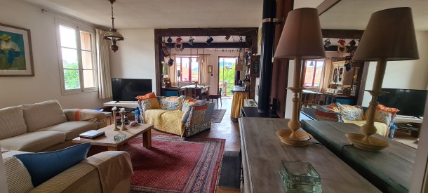 Property for Sale in Pyrénées Orientales, Ceret, Occitanie, France