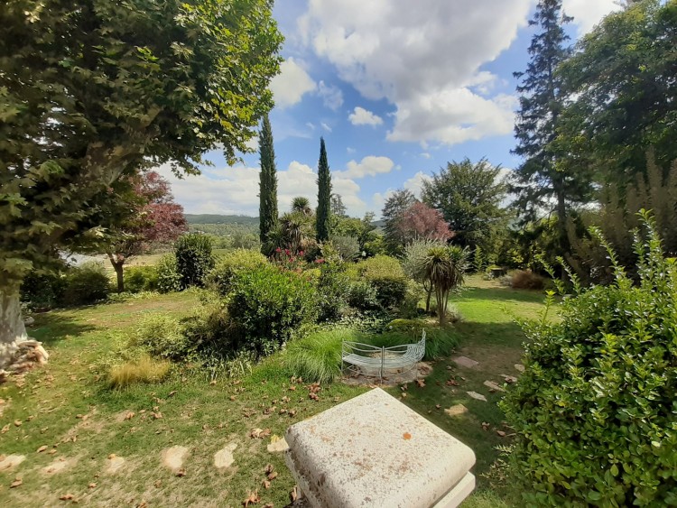 Property for Sale in House in Correns, Var, Provence-Alpes-Côte d'Azur, France