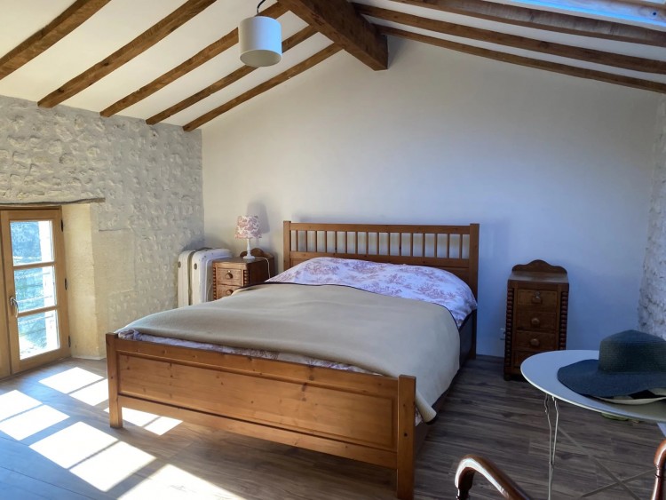Property for Sale in Stunning location for this renovated Mill plus Cottage, Charente, Near Barbezieux-Saint-Hilaire, Charente, Nouvelle-Aquitaine, France