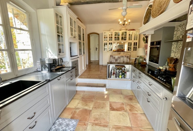 Property for Sale in House in Valbonne, Alpes-Maritimes, Provence-Alpes-Côte d'Azur, France