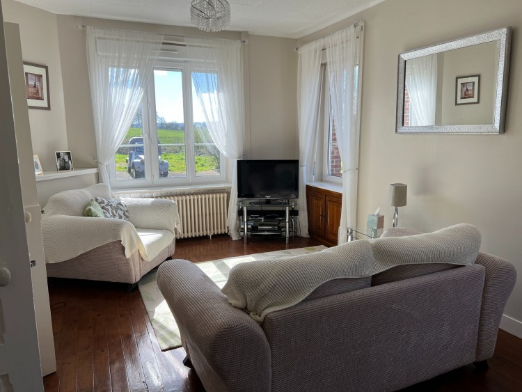 Property for Sale in Detached Town house with garden and garage within walking distance of all amenities, Manche, Manche, Normandy, Sourdeval, Normandy, France
