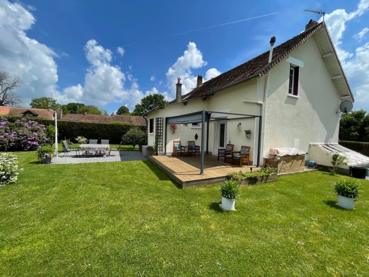 Property for Sale in Impressive 4 bedroom property in tranquil location, Haute-Vienne, Near Saint-Hilaire-les-Places, Haute-Vienne, Nouvelle-Aquitaine, France