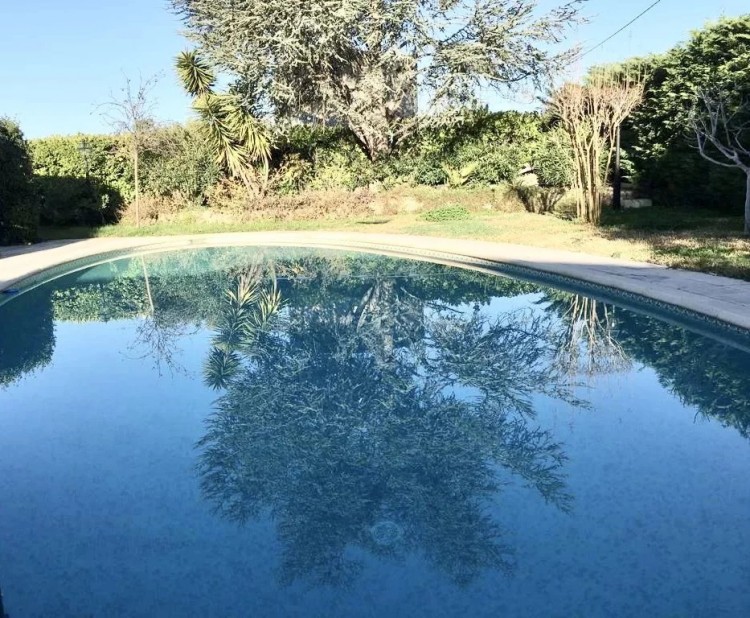 Property for Sale in VILLA/HOUSE in Antibes, Alpes-Maritimes, Antibes, Provence-Alpes-Côte d'Azur, France