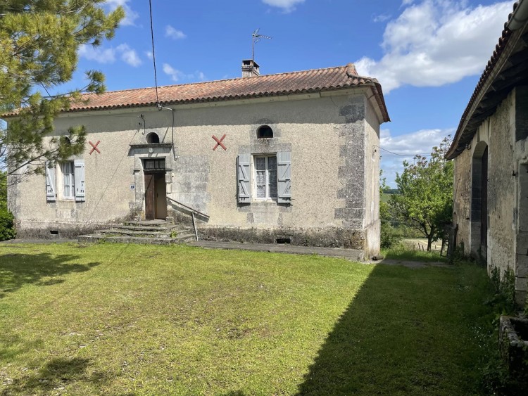 Property for Sale in Traditional farmhouse with panoramic views, Charente, Near Saint-Séverin, Charente, Nouvelle-Aquitaine, France