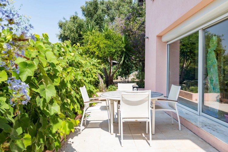Property for Sale in VILLA/HOUSE in Villefranche-sur-Mer, Alpes-Maritimes, Villefranche-sur-Mer, Provence-Alpes-Côte d'Azur, France