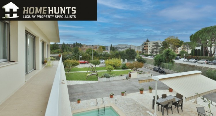 Property for Sale in VILLA/HOUSE in Cagnes-sur-Mer, Alpes-Maritimes, Cagnes-sur-Mer, Provence-Alpes-Côte d'Azur, France