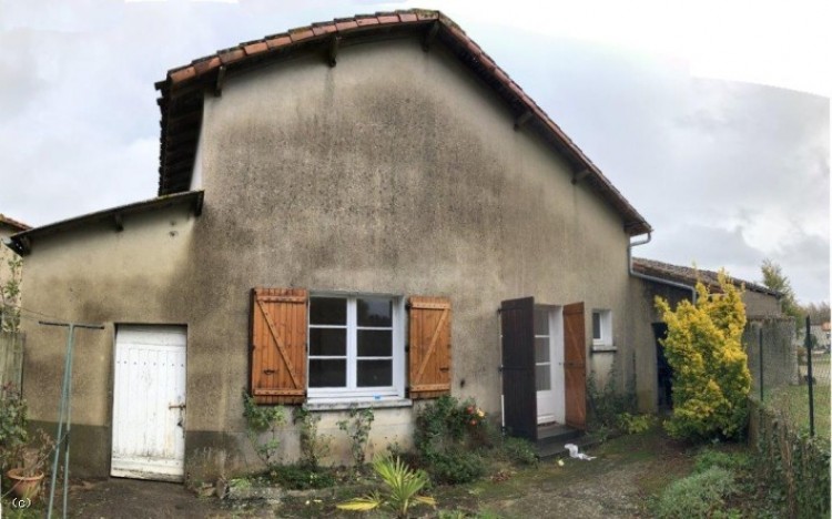 Property for Sale in Rental Investment - Group of 3 Properties Close to The Shops. 2 Already Rented, Vienne, Civray, Nouvelle-Aquitaine, France