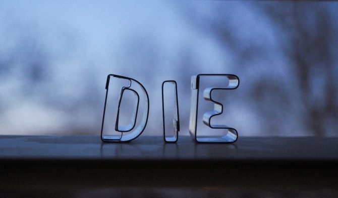 French Verb Focus: Mourir or To Die