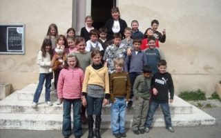 Learning English with Les Amis des Chats