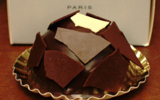Non! France to show chocolate the red card