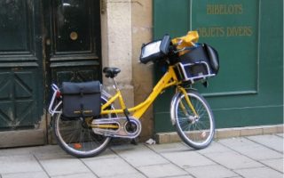 French postal service <i>La Poste</i>