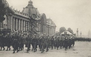 Into Darkness: Paris at War