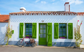 Six Steps to Buying a House in France