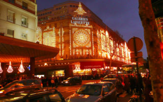 France to allow Sunday shopping