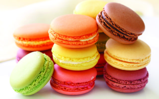 Fabulous French macarons: origins and flavours