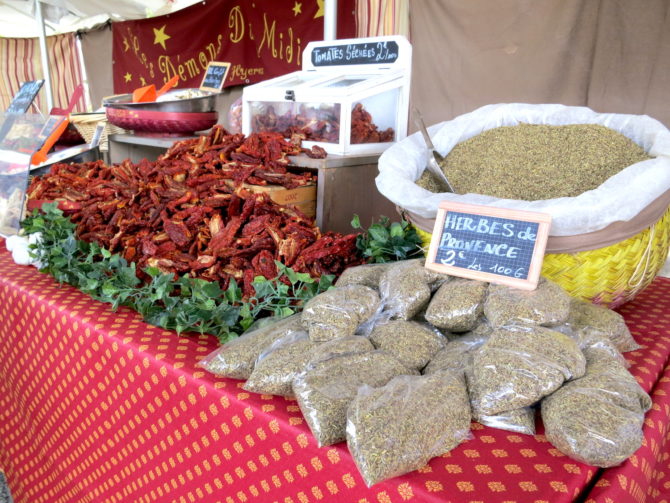 Markets in Provence