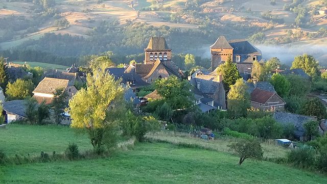 Aveyron Property Overview