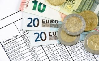 Currency Buying: What Moves the Exchange Rates?