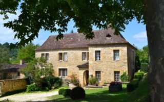 Your French Property Search: Estate Agents and Private Sellers