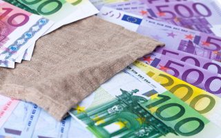 French Currency Exchange Checklist: Your To-Do List