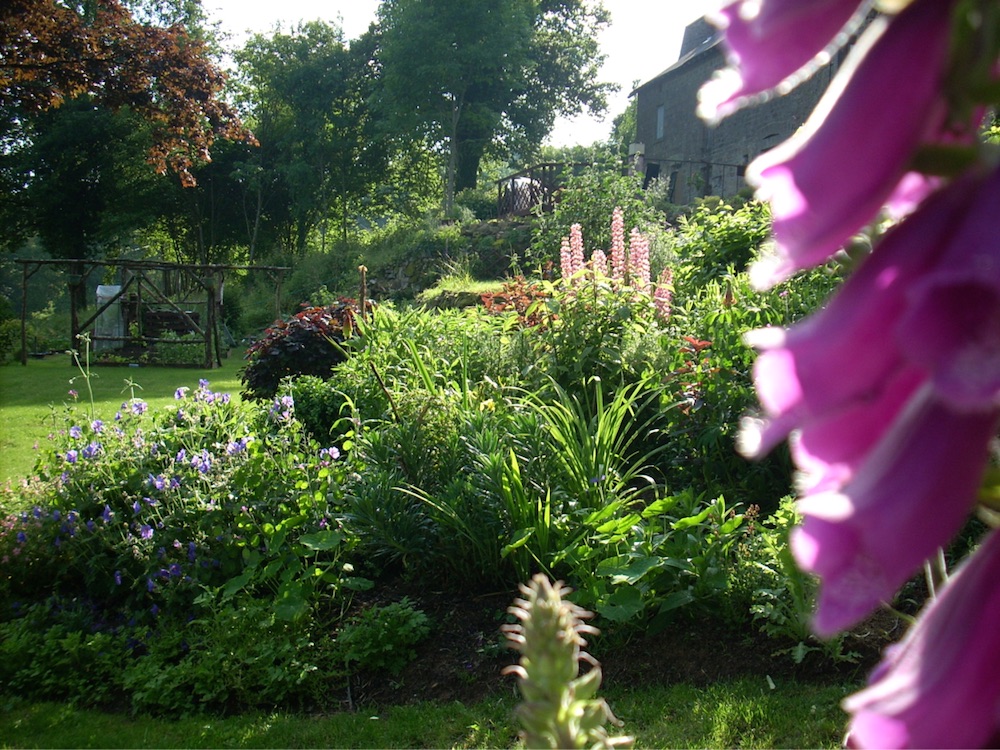 Show off your French garden for a good cause - FrenchEntrée
