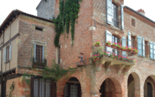 Buying Hotspots – Auvillar, Tarn-et-Garonne