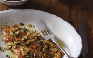 Pan fried fillets of plaice with butter and almonds