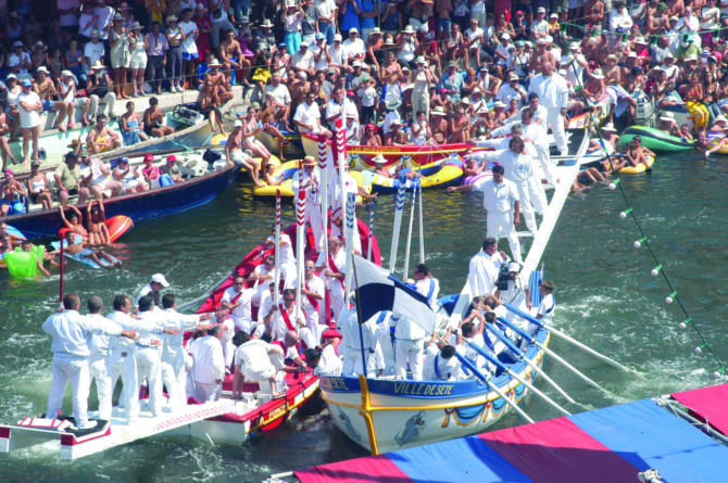 Languedoc Traditions: Jousting in Sète