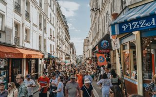 Opening Hours in France: Shops, Services, Restaurants