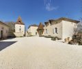 White Quercy stone renovated four-bedroom house