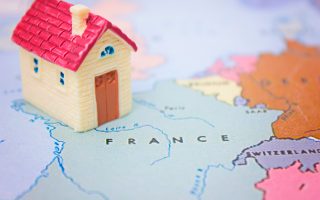 News Digest: Is France Really Campaigning Against Second Home Owners?