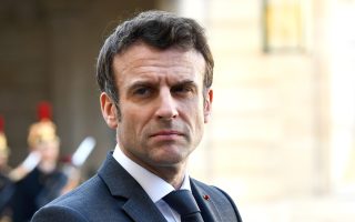 News Digest: Macron Survives No-Confidence Vote