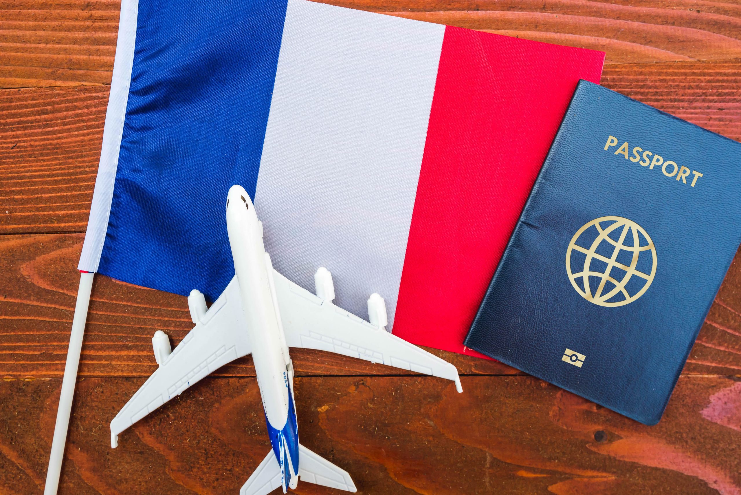 What Changes for Travel to France in 2024/25: EES, ETIAS, €7 Visa fees?