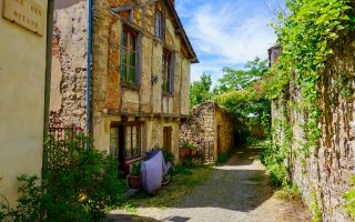 How to Be Prepared for Your Viewing Trip to France