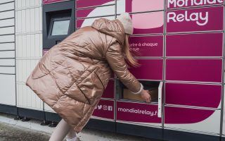 Sending Parcels Via Point Relais in France