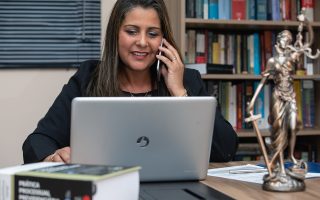 How to Find English-Speaking Accountants, Notaires, Tax &amp...