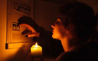 News Digest: Blackouts, Kim Kardashian’s Trial in Paris and Tax Deadlines Approach