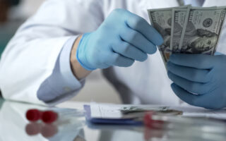 News Digest: €500 million initiative for US scientists & public transport strikes in France