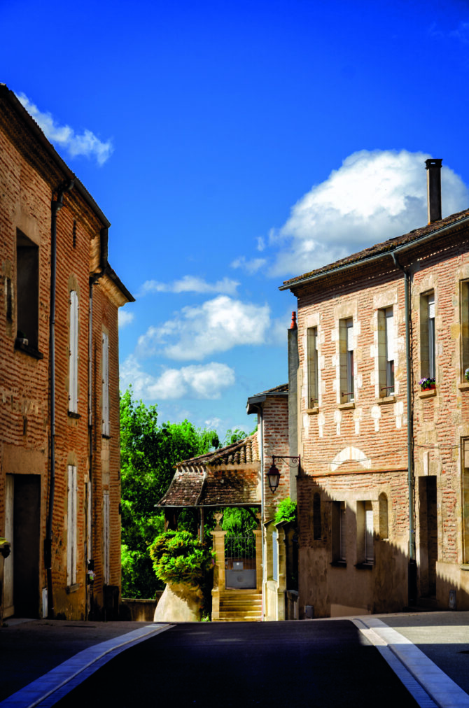 Marmande is a municipality in the Department of Lot-et-Garonne, in the region of Nouvelle-Aquitaine, in southwestern France. The city is crossed by the Garonne.