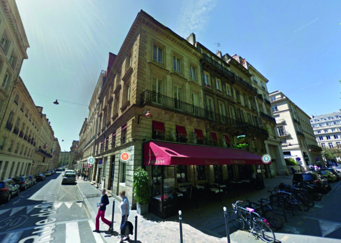 Christina - exterior of apartment in bordeaux