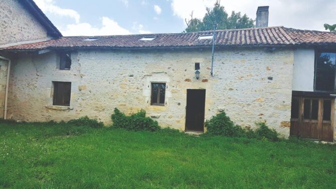 House front aspect pre renovationCC