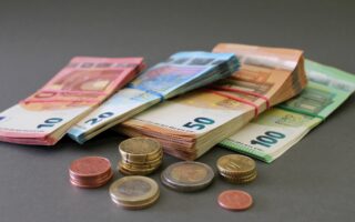 Sterling slips on fiscal jitters as Labour conference fuels spending debate: Sterling Update