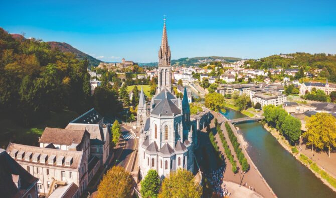Hautes-Pyrénées: French Property Location Guide