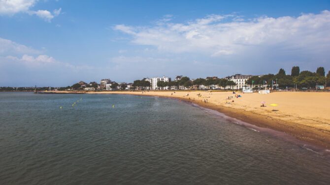 St-Nazaire: French Property Location Guide