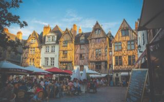 Tours: the Gateway to the Loire