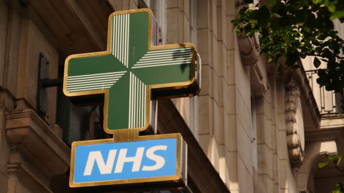 Can You Use an S1 Form to Cover French Healthcare?
