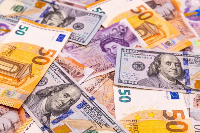 Markets Pause as Intervention, Energy and Growth Risks Compete for Attention: Sterling Update